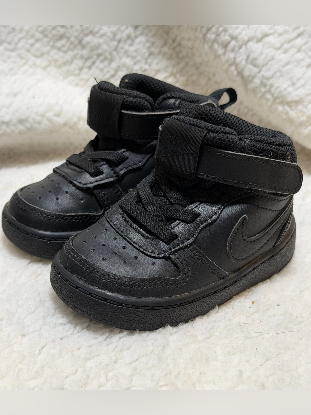 Nike Court Borough Mid 2 (TDV/PSV) Triple Black Toddler Size 5C